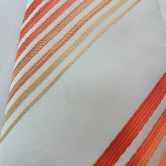 Berlioni Italy Striped Mens Tie & Pocket Square Orange White Set Microfiber 60” - Picture 3 of 10